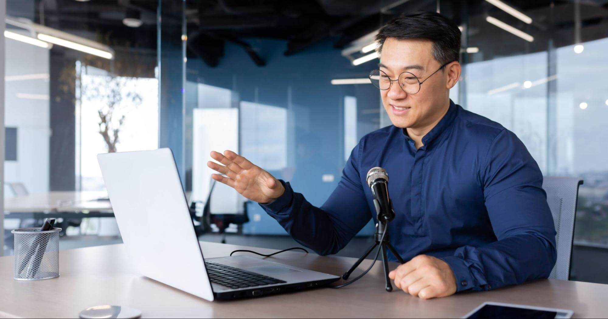 Virtual Event Promo Videos: 5 Examples & How to Record One