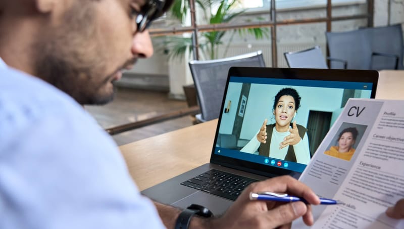 5 Best Video Interview Software: Use Cases, Features & Templates