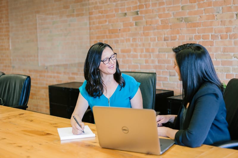 What Is a Testimonial? (+ Great Examples to Inspire You)